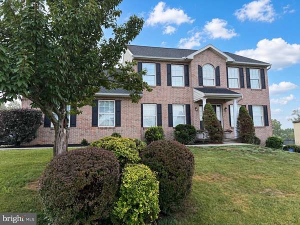 3 Acres of Land with Home for Sale in Hamburg, Pennsylvania