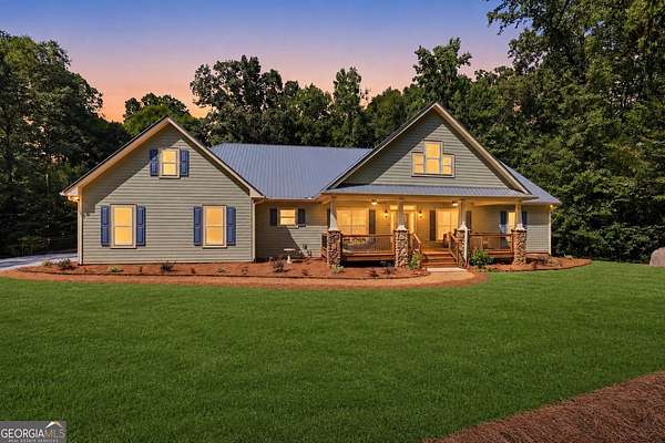 2 Acres of Land with Home for Sale in Toccoa, Georgia