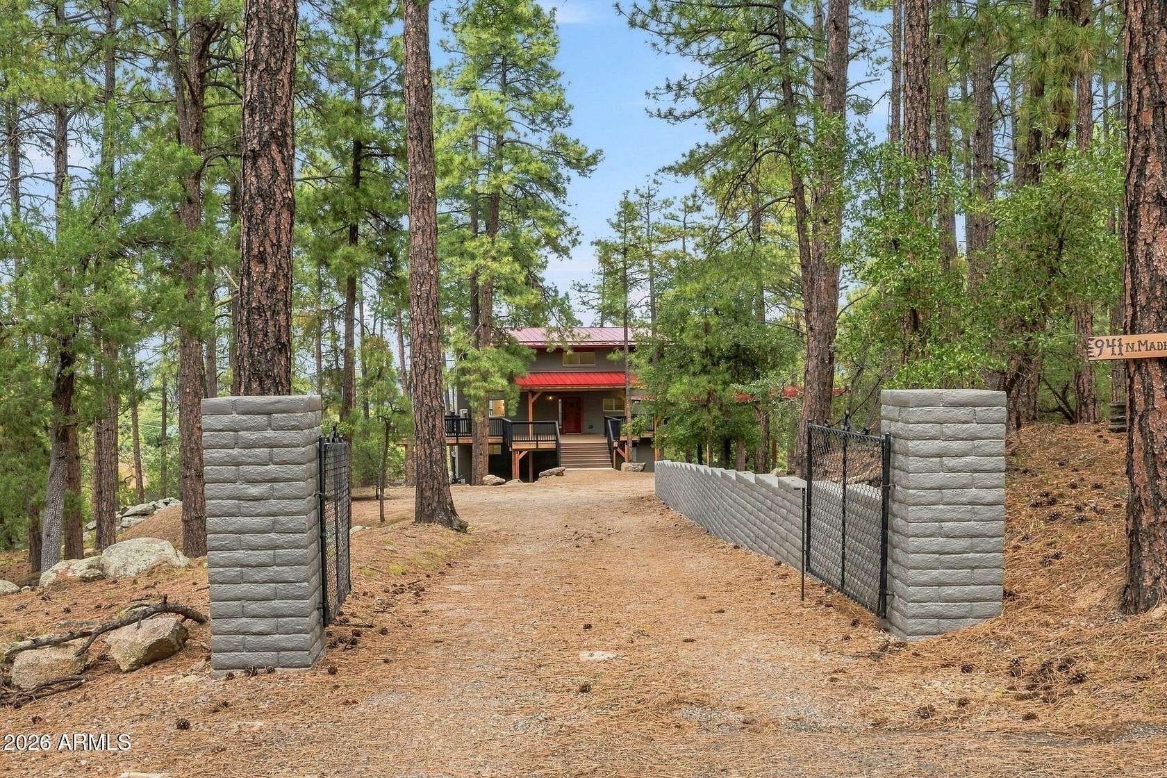 2.33 Acres of Land with Home for Sale in Prescott, Arizona