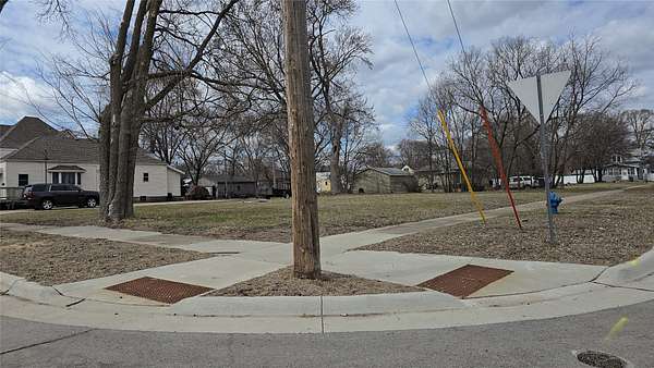 0.19 Acres of Residential Land for Sale in Waterloo, Iowa