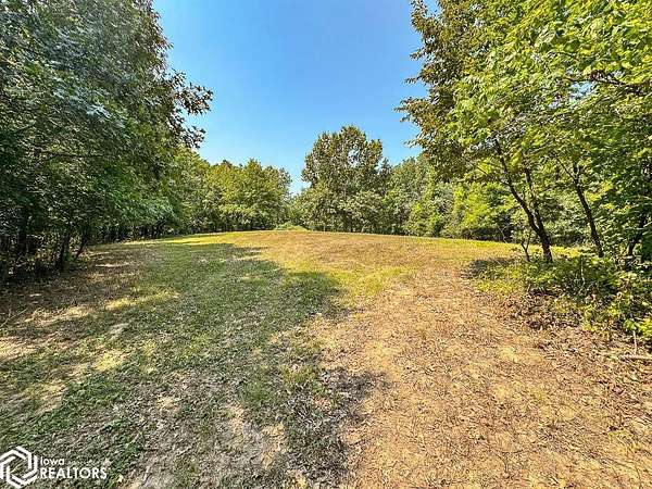 40 Acres of Recreational & Residential Land for Sale in Fort Madison, Iowa