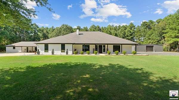 2.28 Acres of Land with Home for Sale in Texarkana, Texas