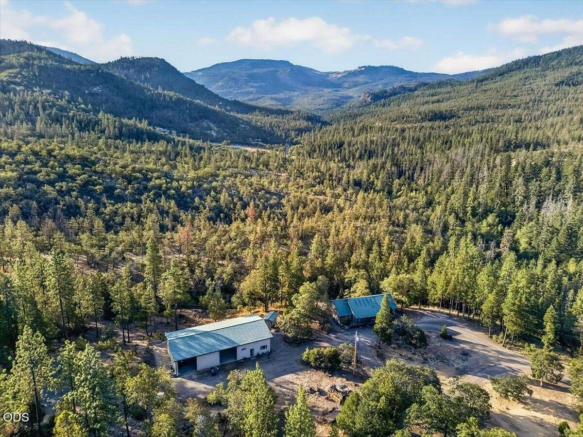39.7 Acres of Recreational Land with Home for Sale in Eagle Point, Oregon