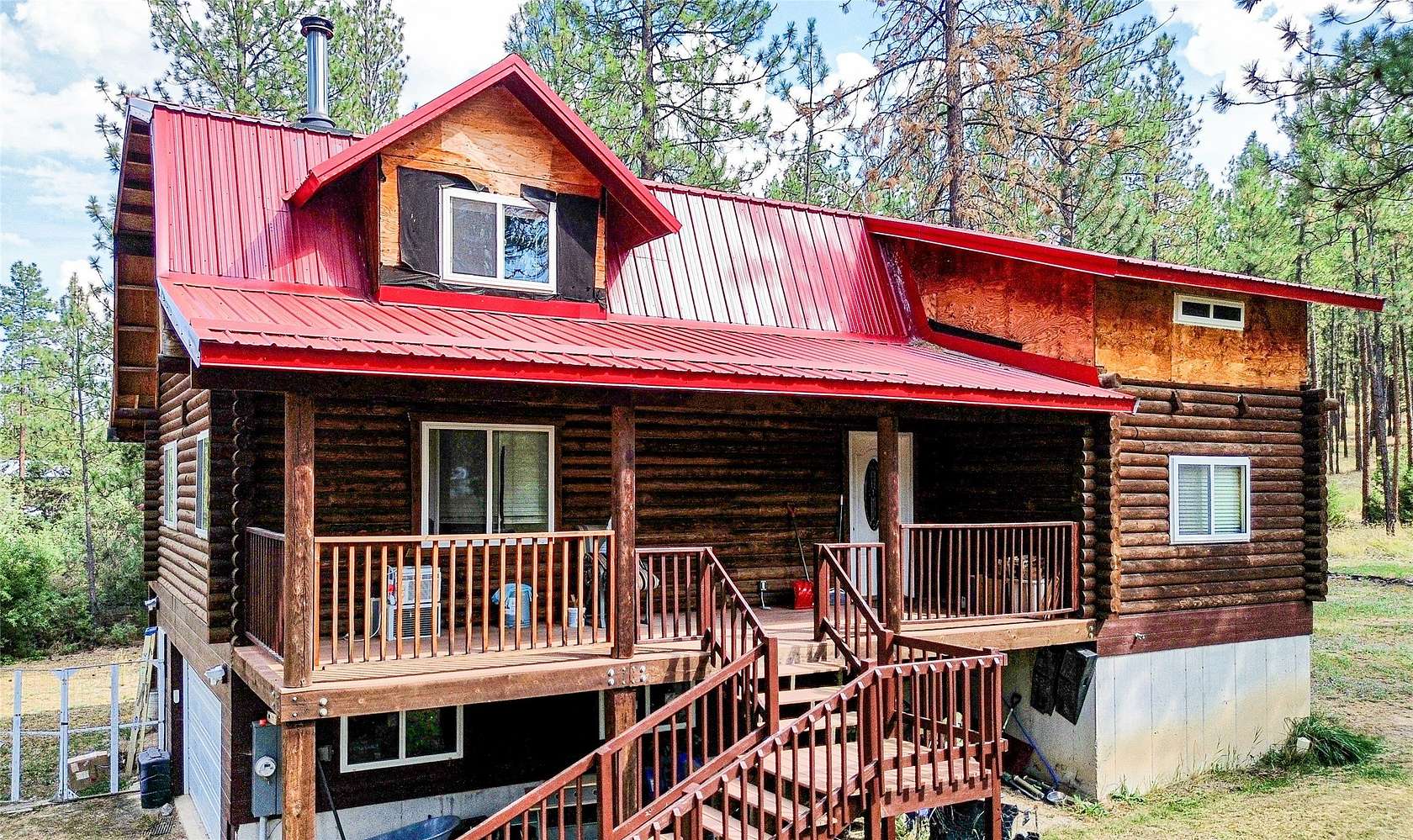 6.85 Acres of Land with Home for Sale in Hot Springs, Montana