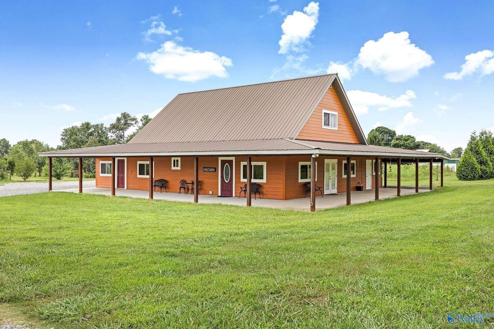5.7 Acres of Improved Land for Sale in Crossville, Alabama