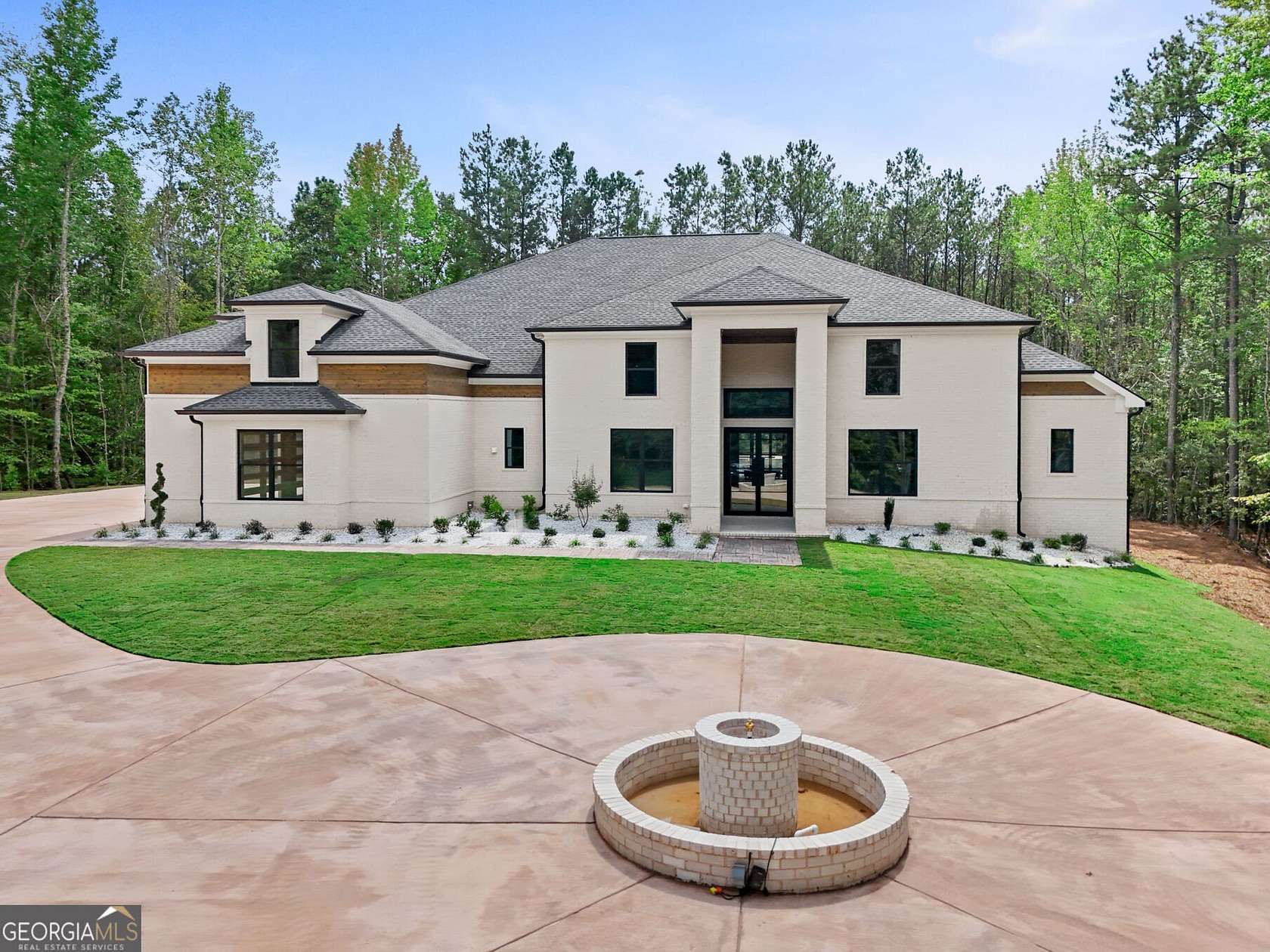 4.69 Acres of Land with Home for Sale in Chattahoochee Hills, Georgia