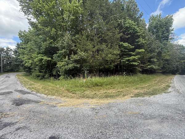 1.35 Acres of Residential Land for Sale in Cadiz, Kentucky