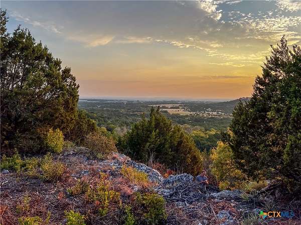 10 Acres of Land for Sale in Gatesville, Texas