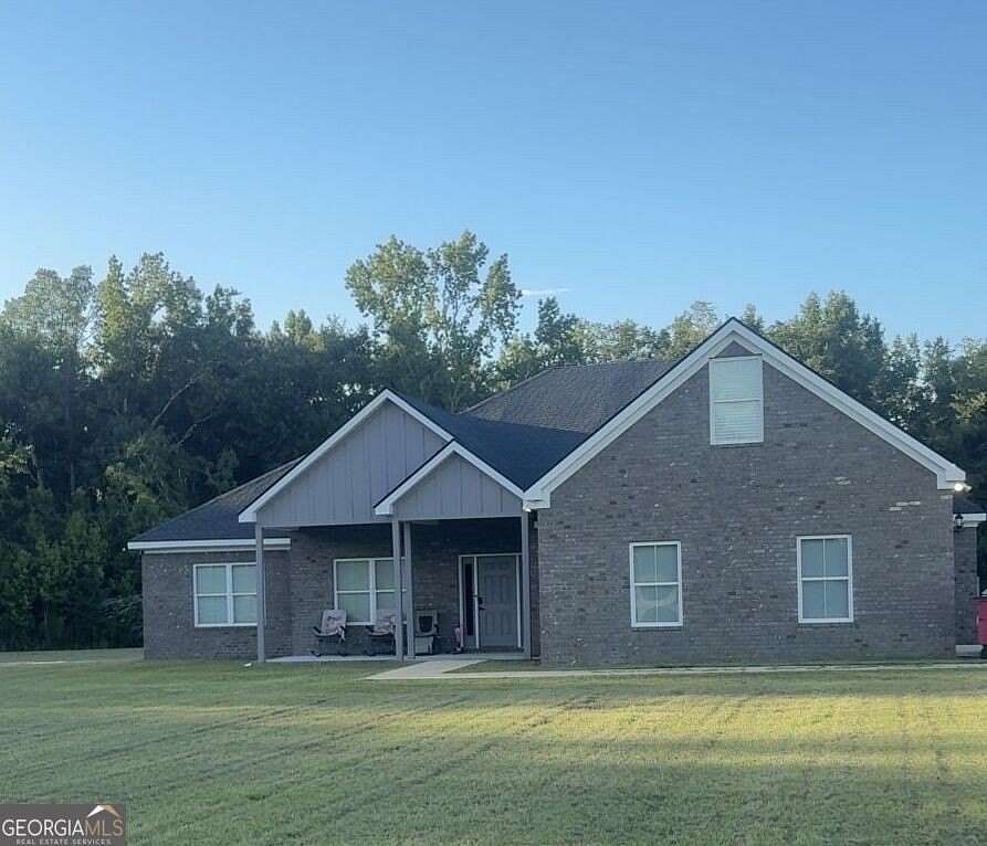 15.5 Acres of Land with Home for Sale in Waynesboro, Georgia