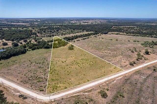 10 Acres of Land for Sale in Carlton, Texas