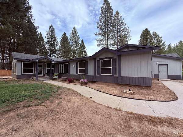 4 Acres of Land with Home for Sale in Idaho City, Idaho