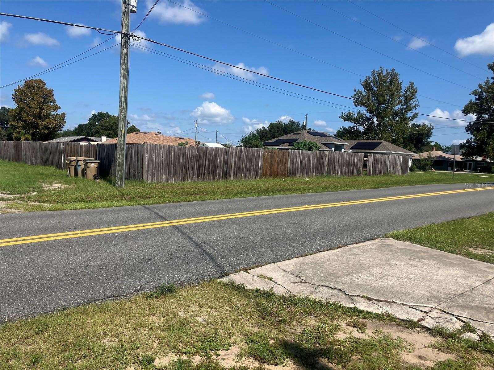 0.31 Acres of Land for Sale in Leesburg, Florida