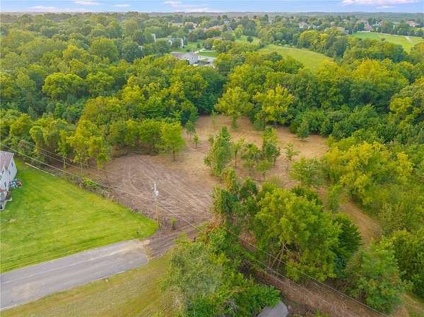 15 Acres of Land for Sale in Parkville, Missouri