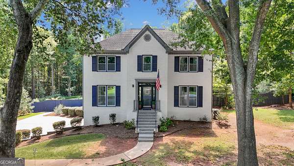 2 Acres of Land with Home for Sale in Fayetteville, Georgia