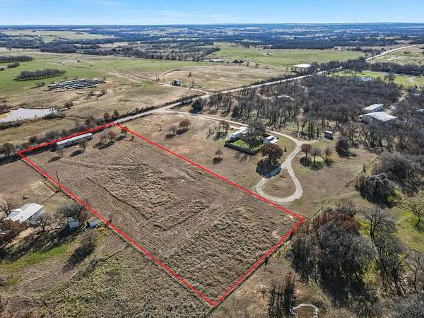 2.66 Acres of Residential Land for Sale in Bridgeport, Texas