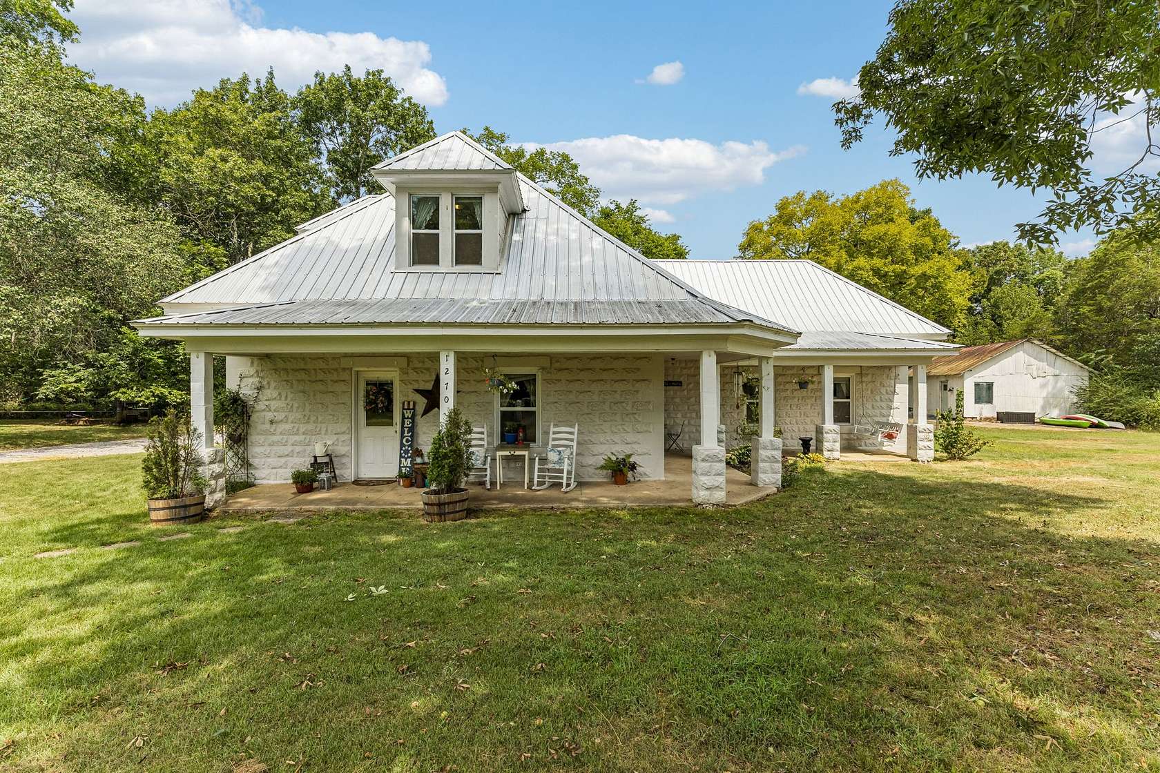 4.48 Acres of Land with Home for Sale in Lewisburg, Tennessee