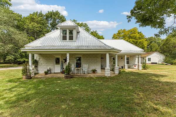 4.48 Acres of Land with Home for Sale in Lewisburg, Tennessee