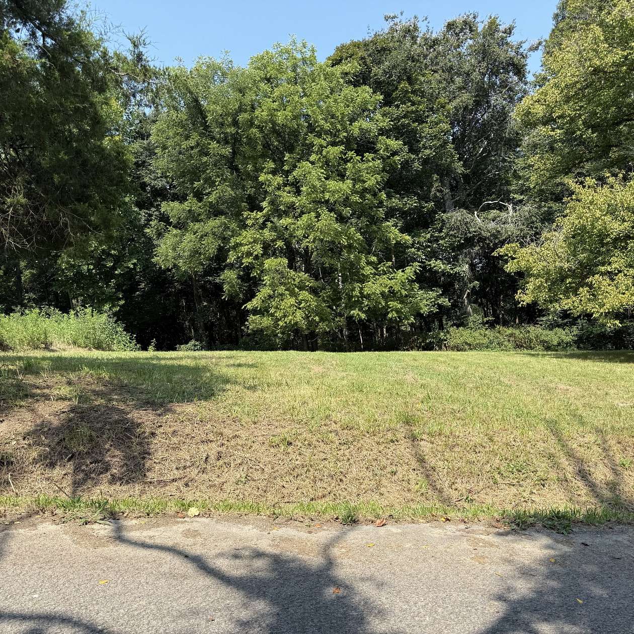 1 Acre of Residential Land for Sale in Red Boiling Springs, Tennessee