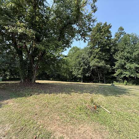 1 Acre of Residential Land for Sale in Red Boiling Springs, Tennessee