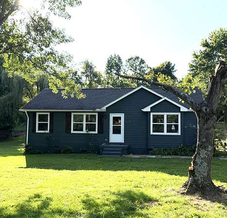 1.8 Acres of Land with Home for Sale in Springfield, Tennessee