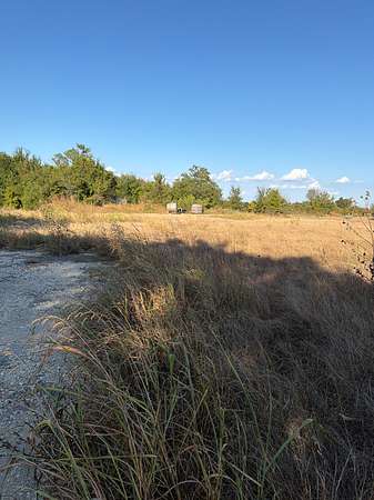 1 Acre of Agricultural Land for Lease in Granger, Texas