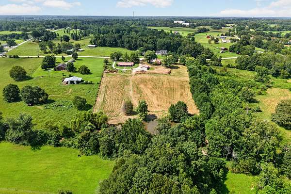 6 Acres of Residential Land for Auction in Cookeville, Tennessee