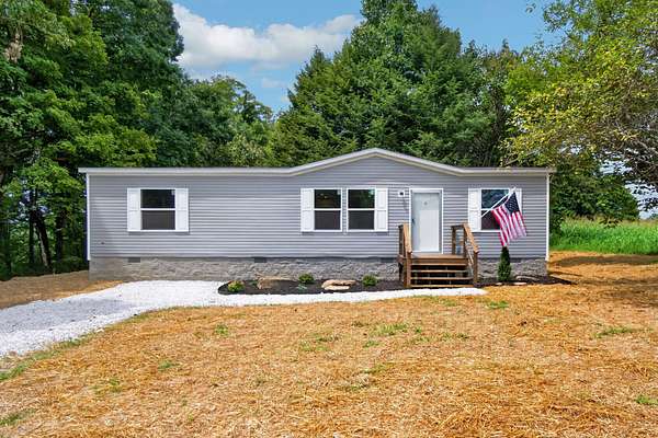 2.2 Acres of Land with Home for Sale in Sparta, Tennessee