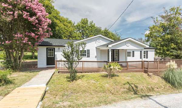 1.66 Acres of Land with Home for Sale in Evensville, Tennessee