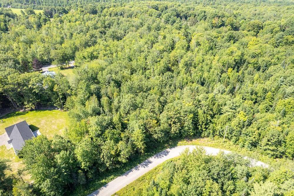 4 Acres of Residential Land for Sale in Belgrade, Maine