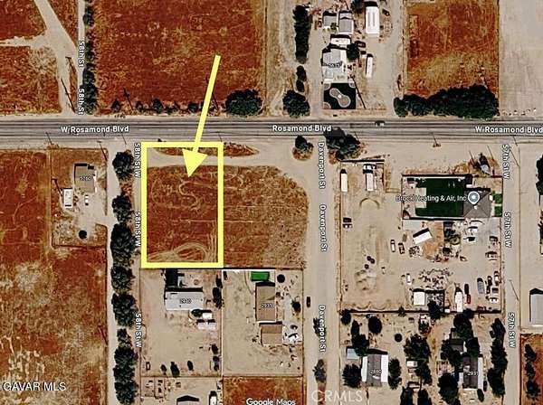 0.77 Acres of Land for Sale in Rosamond, California