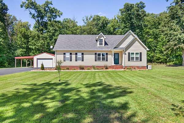 3.19 Acres of Land with Home for Sale in Cookeville, Tennessee