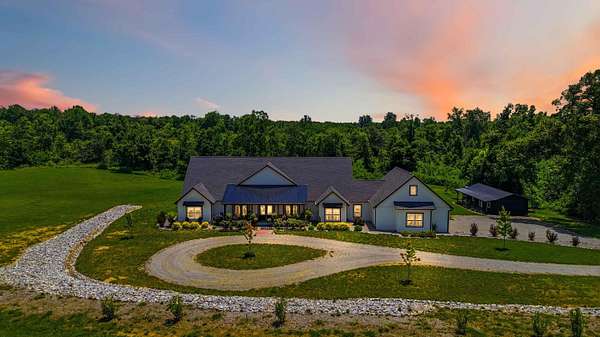 3 Acres of Land with Home for Sale in Somerset, Kentucky