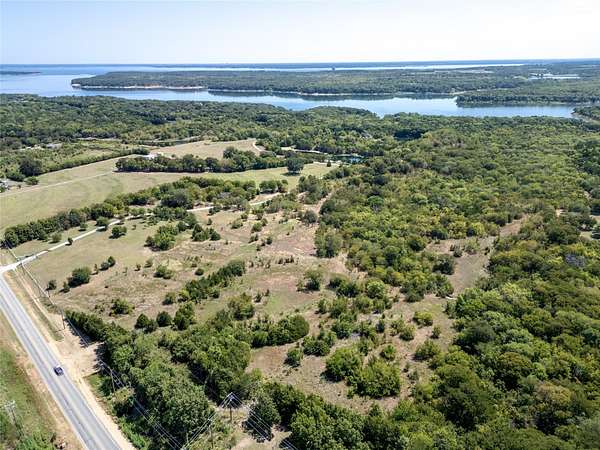 22 Acres of Land for Sale in Pottsboro, Texas