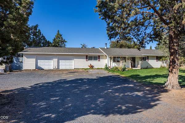 2.26 Acres of Land with Home for Sale in Bend, Oregon