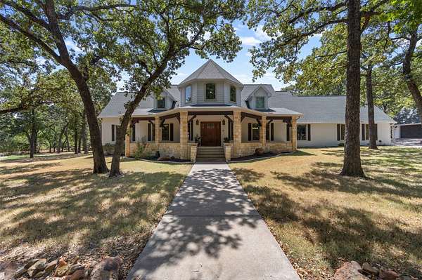 2.8 Acres of Land with Home for Sale in Pilot Point, Texas