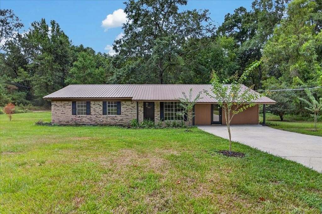 3 Acres of Land with Home for Sale in Ellisville, Mississippi