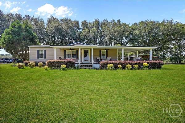 13.2 Acres of Recreational Land with Home for Sale in Screven, Georgia