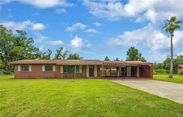 3.12 Acres of Land with Home for Sale in Dover, Florida