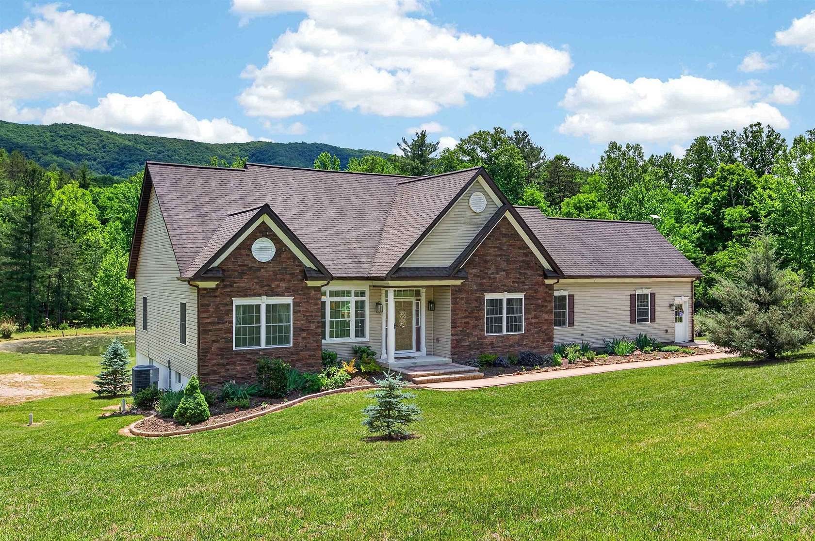 26.2 Acres of Recreational Land with Home for Sale in Blacksburg, Virginia