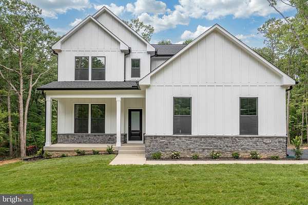 1.7 Acres of Land with Home for Sale in Mineral, Virginia