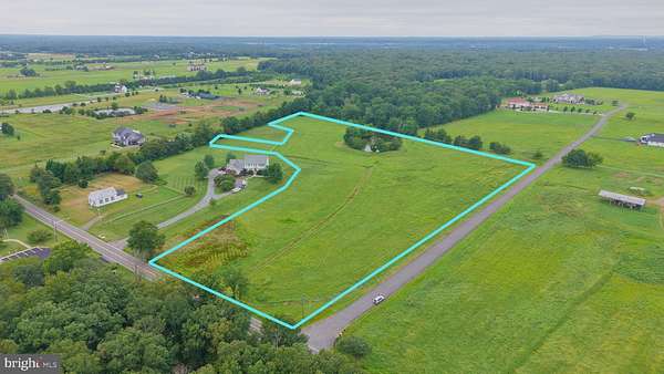 10 Acres of Residential Land for Sale in Nokesville, Virginia