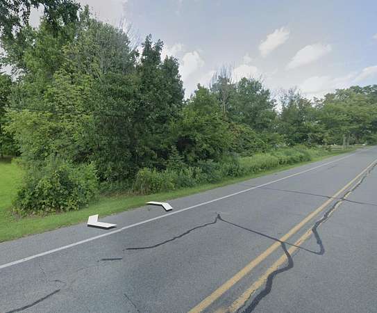 0.87 Acres of Residential Land for Sale in Jackson, Michigan