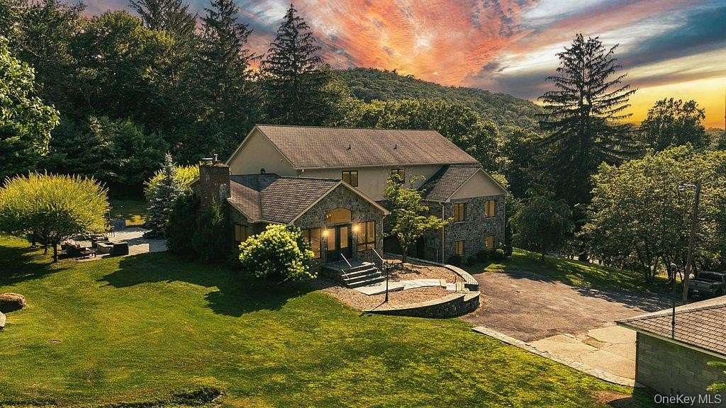 2.4 Acres of Land with Home for Sale in Highland Mills, New York