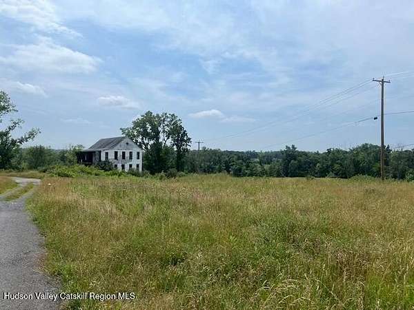 27 Acres of Mixed-Use Land for Sale in Canaan, New York