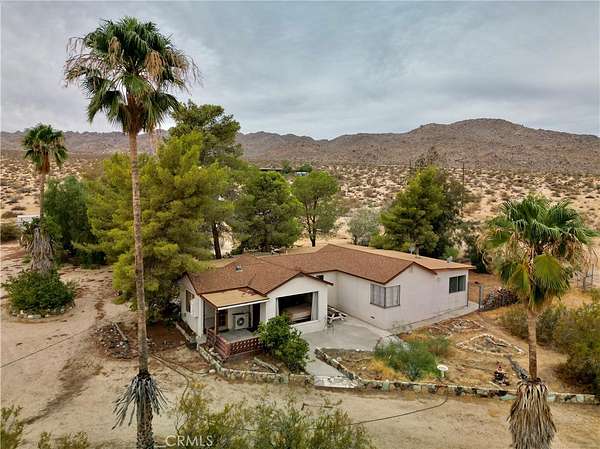 7.5 Acres of Land with Home for Sale in Twentynine Palms, California