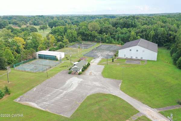 21.7 Acres of Improved Commercial Land for Sale in Jackson, Tennessee
