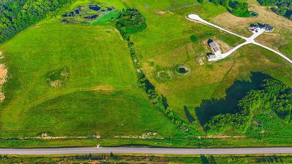 5.6 Acres of Residential Land for Sale in Huntsville, Missouri