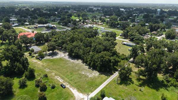 0.75 Acres of Residential Land for Sale in Bowling Green, Florida