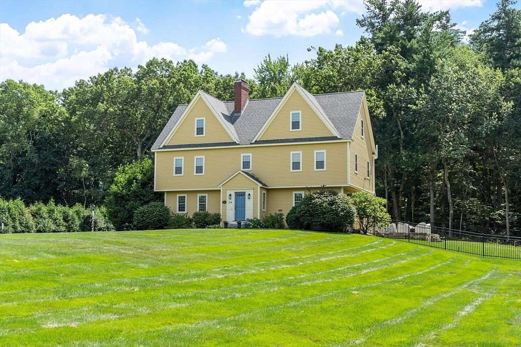 1.58 Acres of Land with Home for Sale in Bolton, Massachusetts