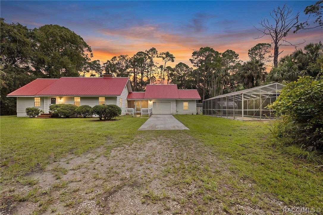 5.1 Acres of Land with Home for Sale in Yankeetown, Florida